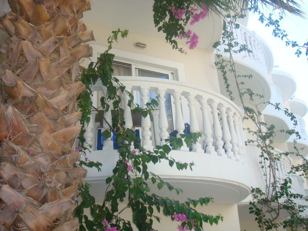 White Palace Studios Faliraki Exteriör bild